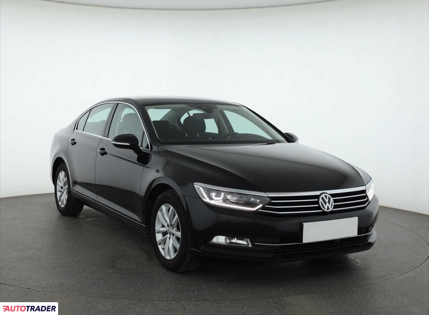 Volkswagen Passat 2.0 147 KM 2019r. (Piaseczno)