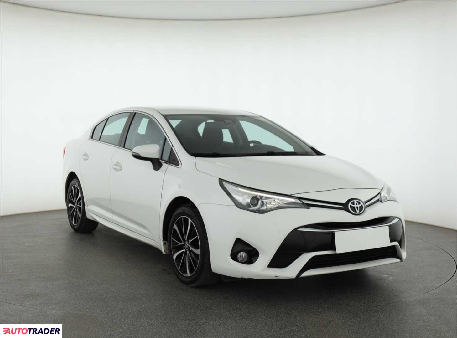Toyota Avensis 2018 2.0 140 KM