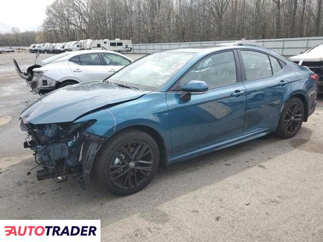 Toyota Camry 2025 2