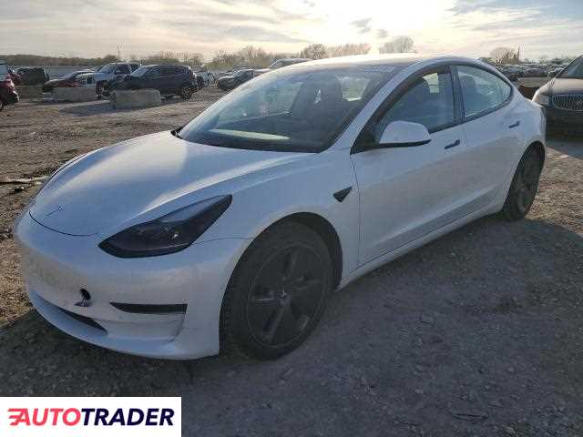 Tesla Model 3 2021