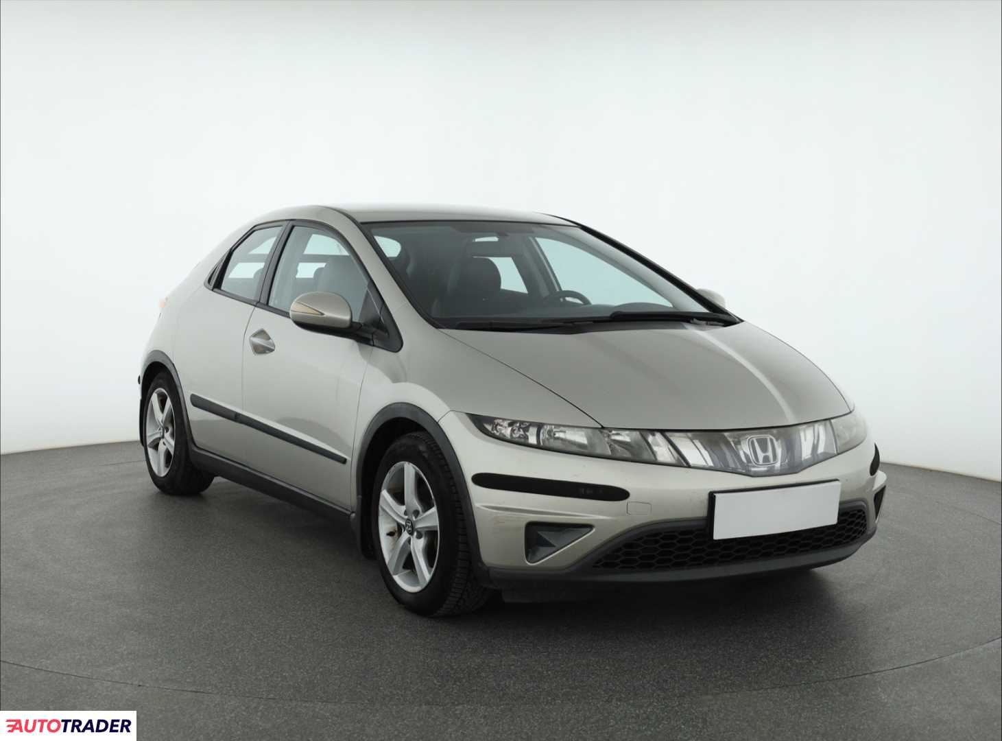 Honda Civic 2006 1.3 81 KM