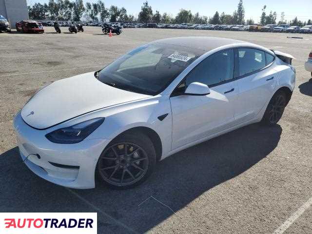 Tesla Model 3 benzyna 2021r. (RANCHO CUCAMONGA)