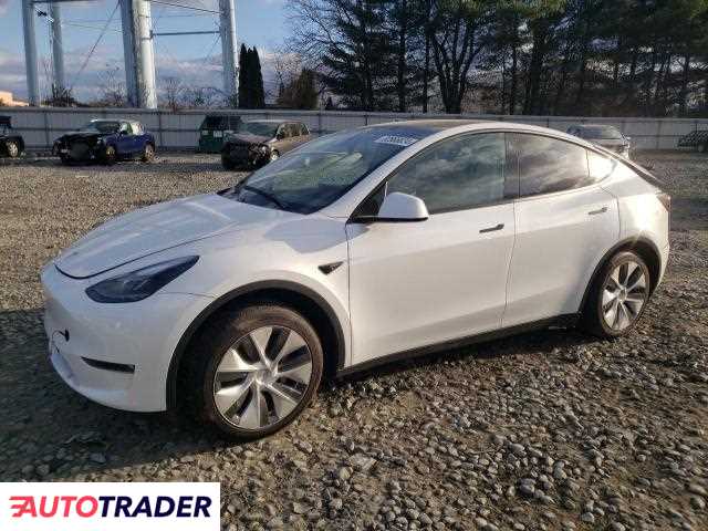 Tesla Model Y 2023 Tesla Model Y 2023