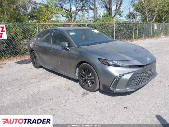 Toyota Camry 2025 2