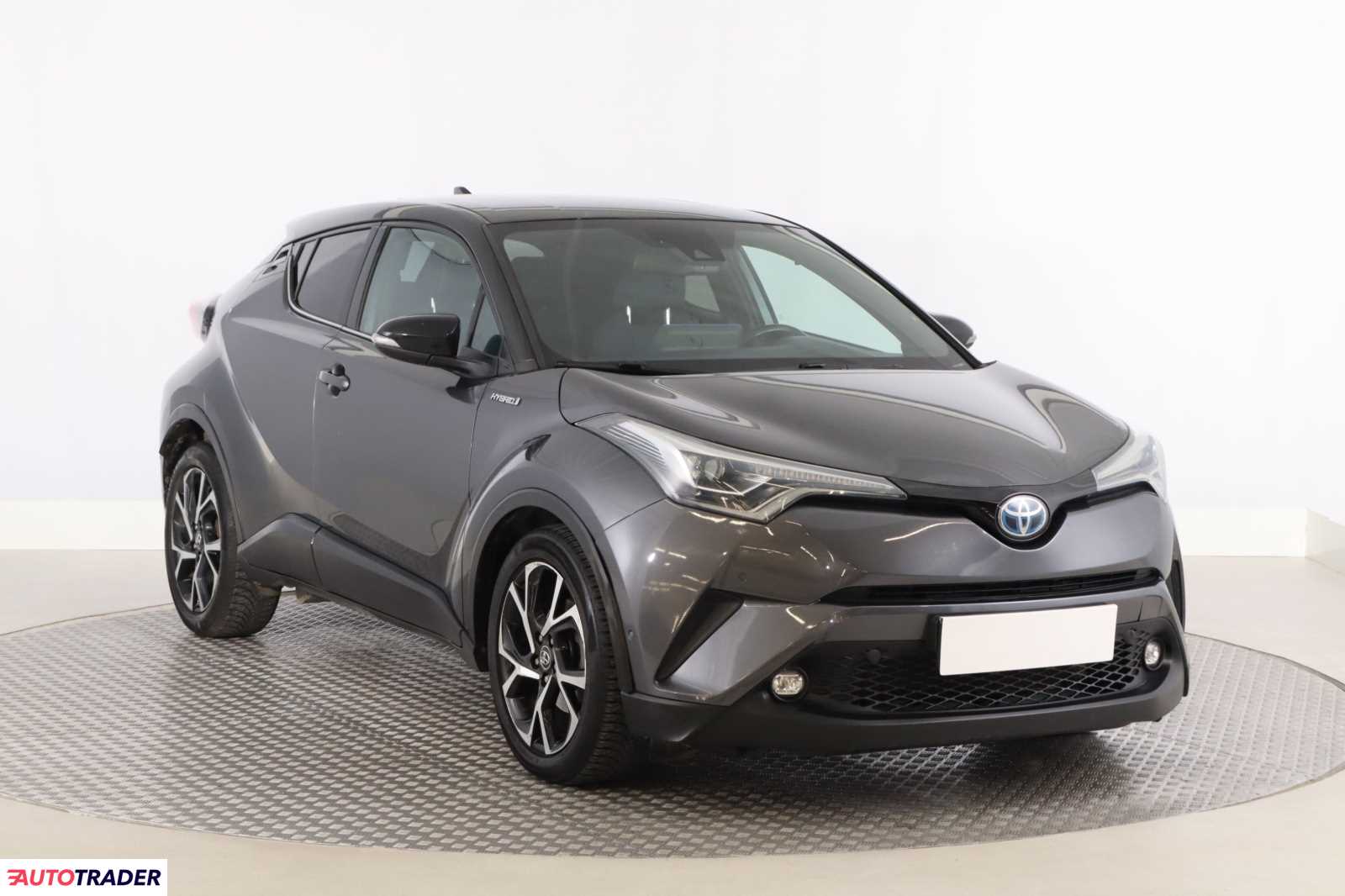 Toyota C-HR 2017 1.8 120 KM