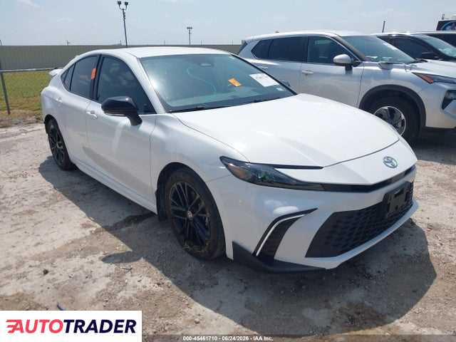 Toyota Camry 2025 2