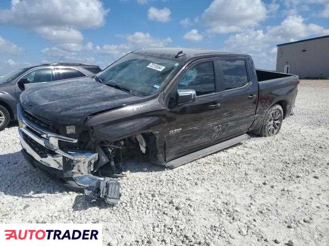 Chevrolet Silverado 5.0 benzyna 2020r. (TEMPLE)