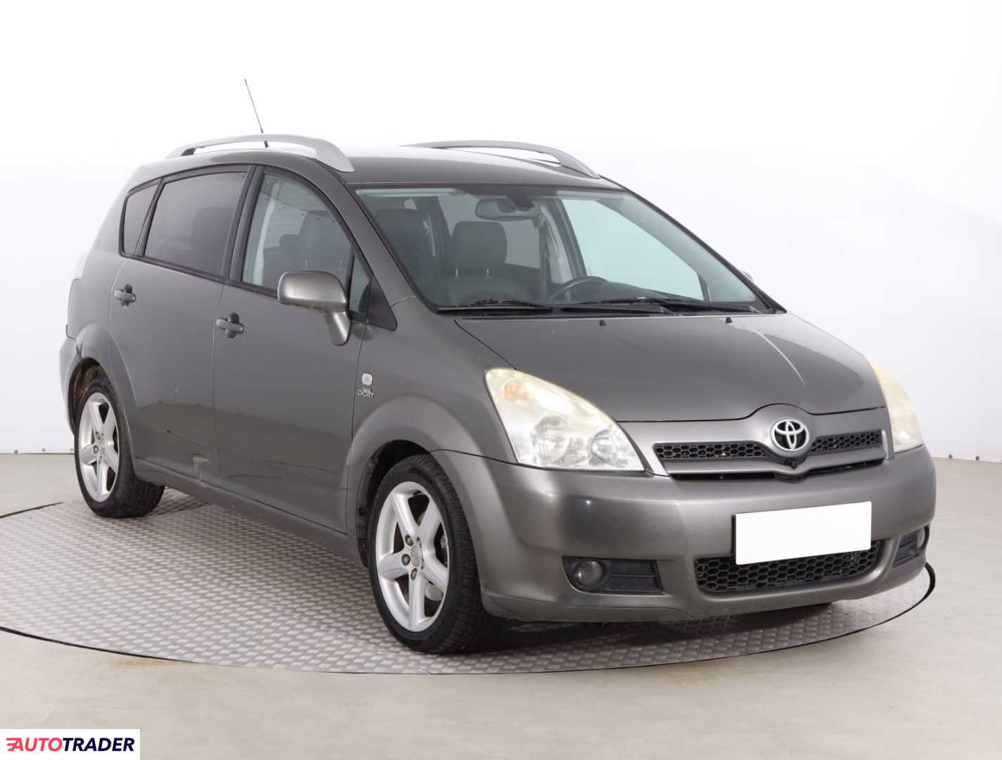 Toyota Verso 2006 2.2 174 KM