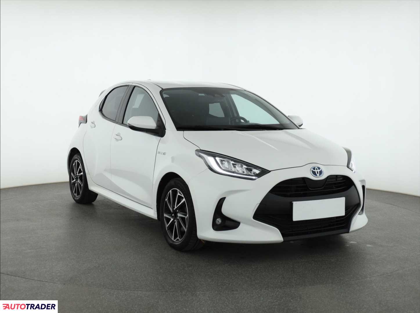 Toyota Yaris 2021 1.5 113 KM