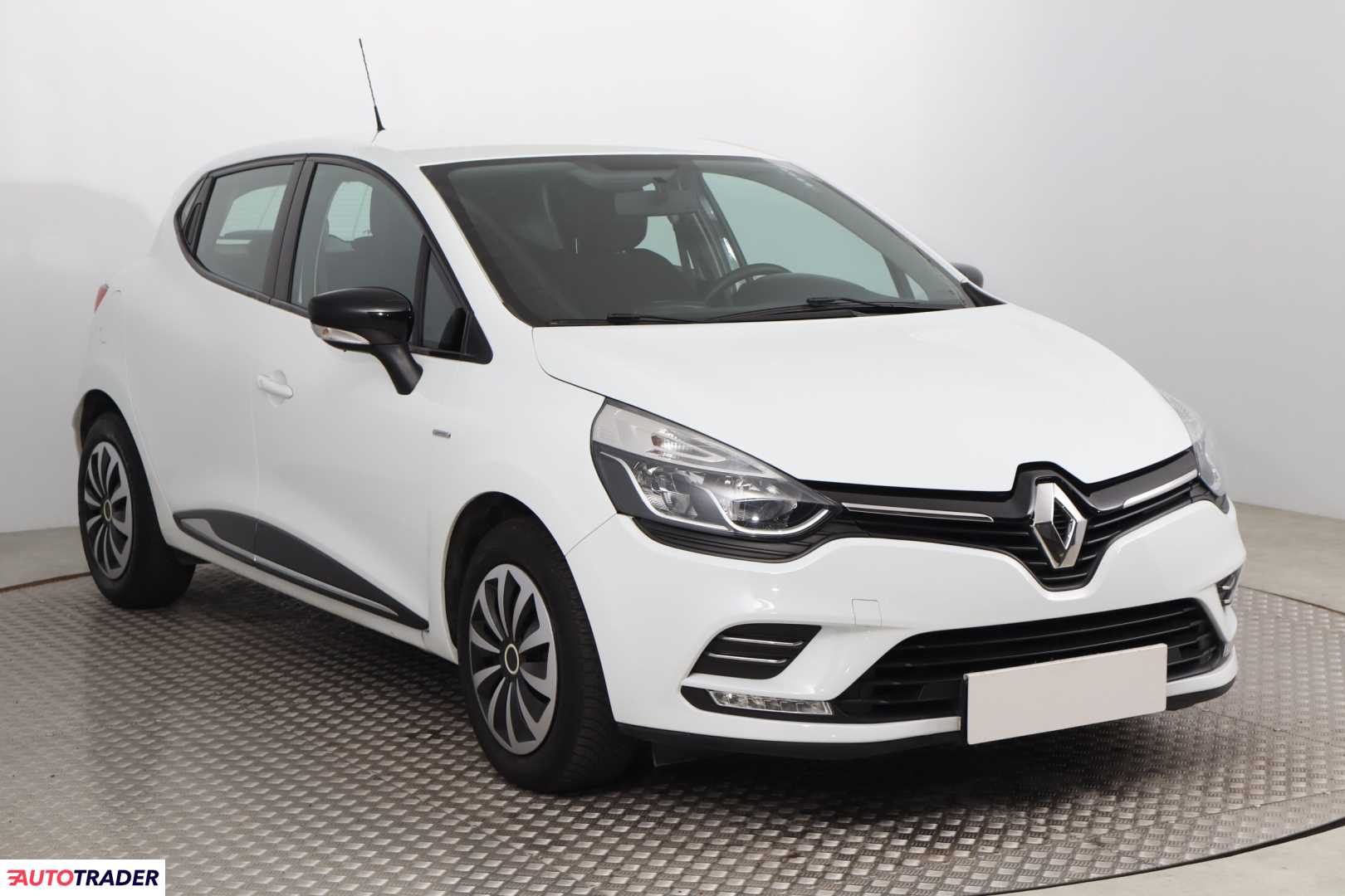 Renault Clio 2018 0.9 75 KM