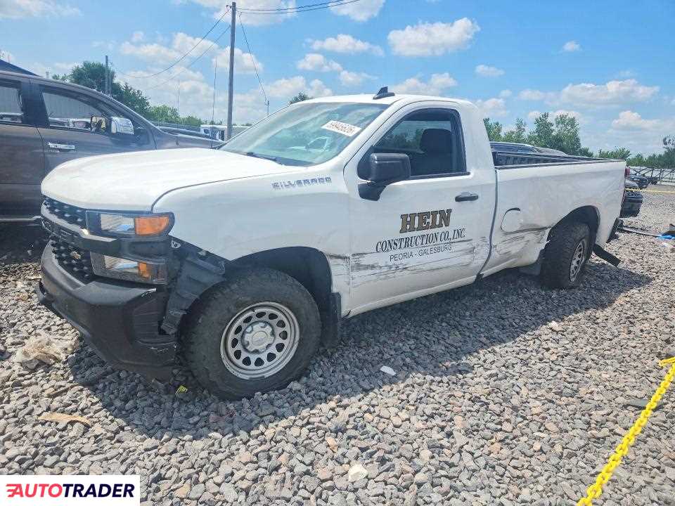 Chevrolet Silverado 2021 4