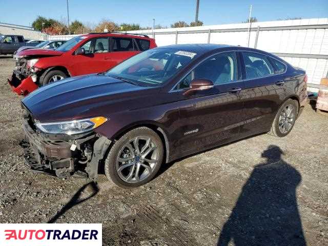 Ford Fusion 2.0 hybrydowy 2019r. (SACRAMENTO)