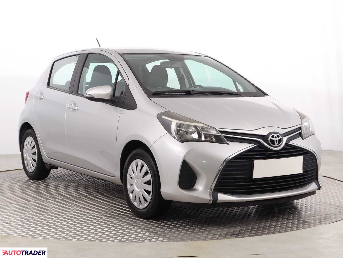 Toyota Yaris 2014 1.0 68 KM