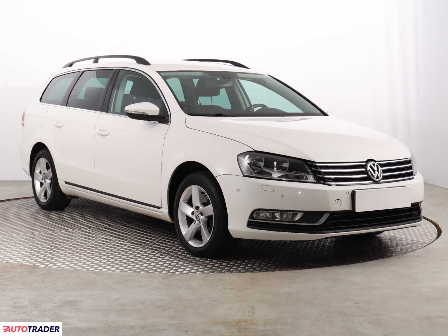 Volkswagen Passat 1.6 103 KM 2014r. (Piaseczno)