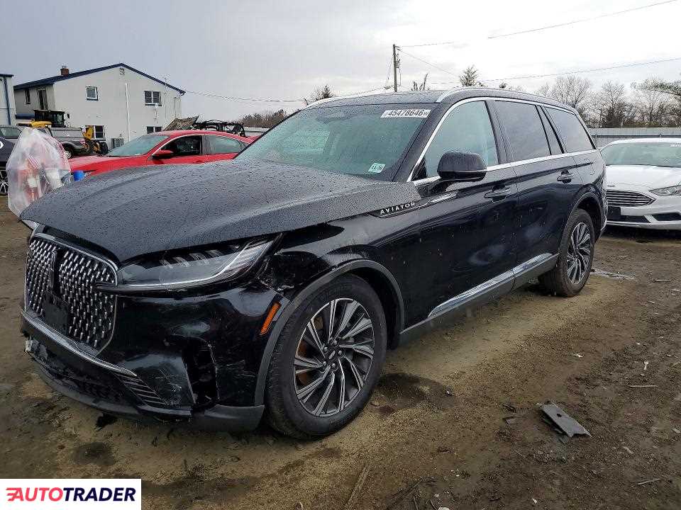 Lincoln Aviator 2025 3