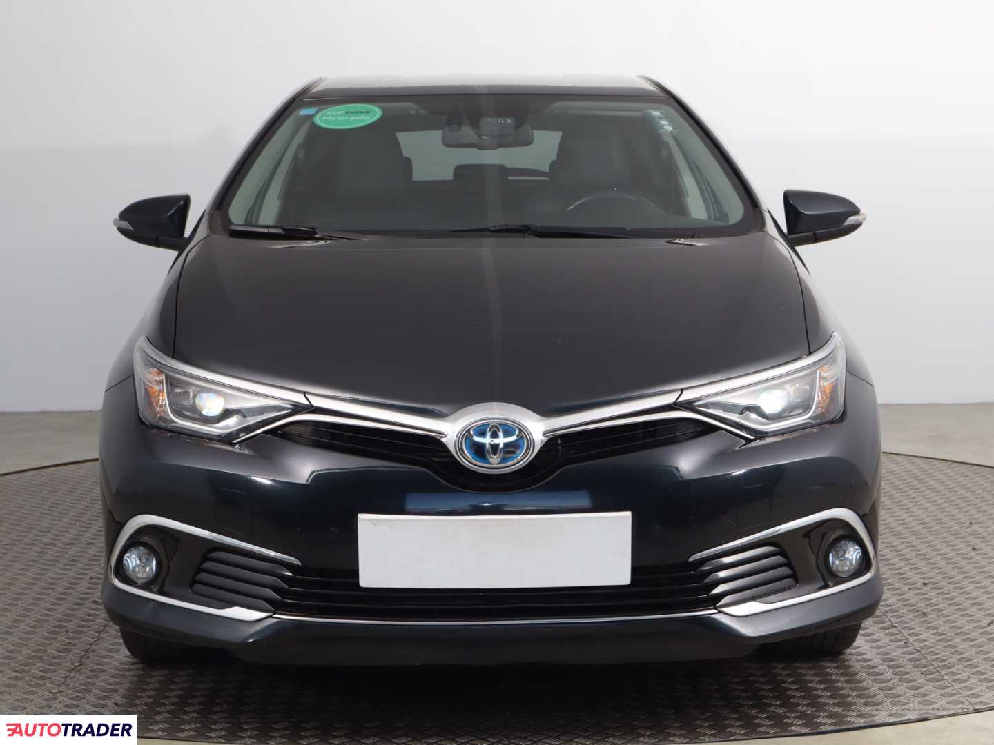Toyota Auris 2015 1.8 134 KM