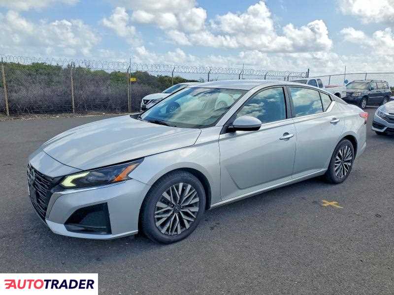 Nissan Altima 2023 2