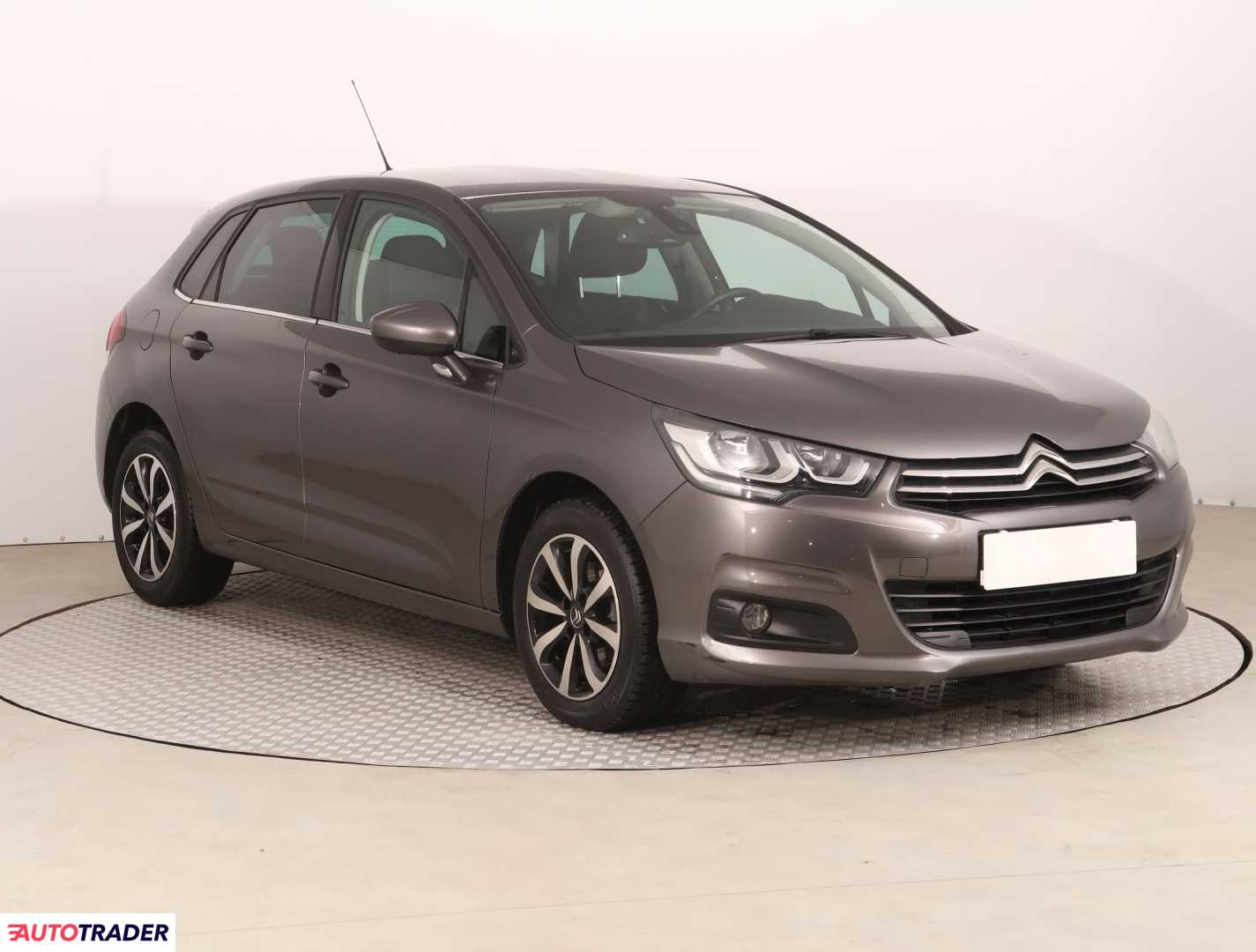 Citroen C4 2017 1.2 128 KM