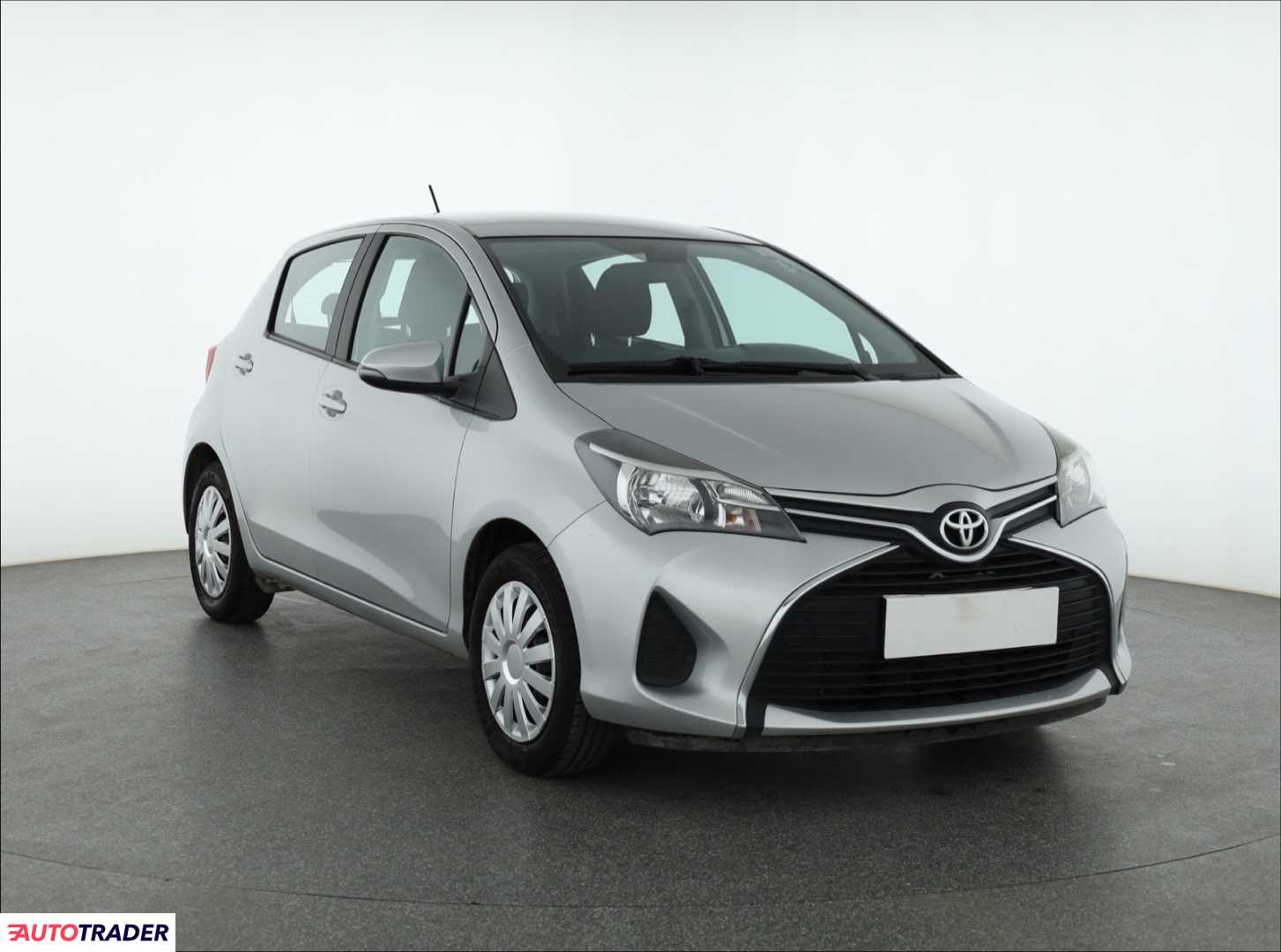 Toyota Yaris 1.3 97 KM 2014r. (Piaseczno)