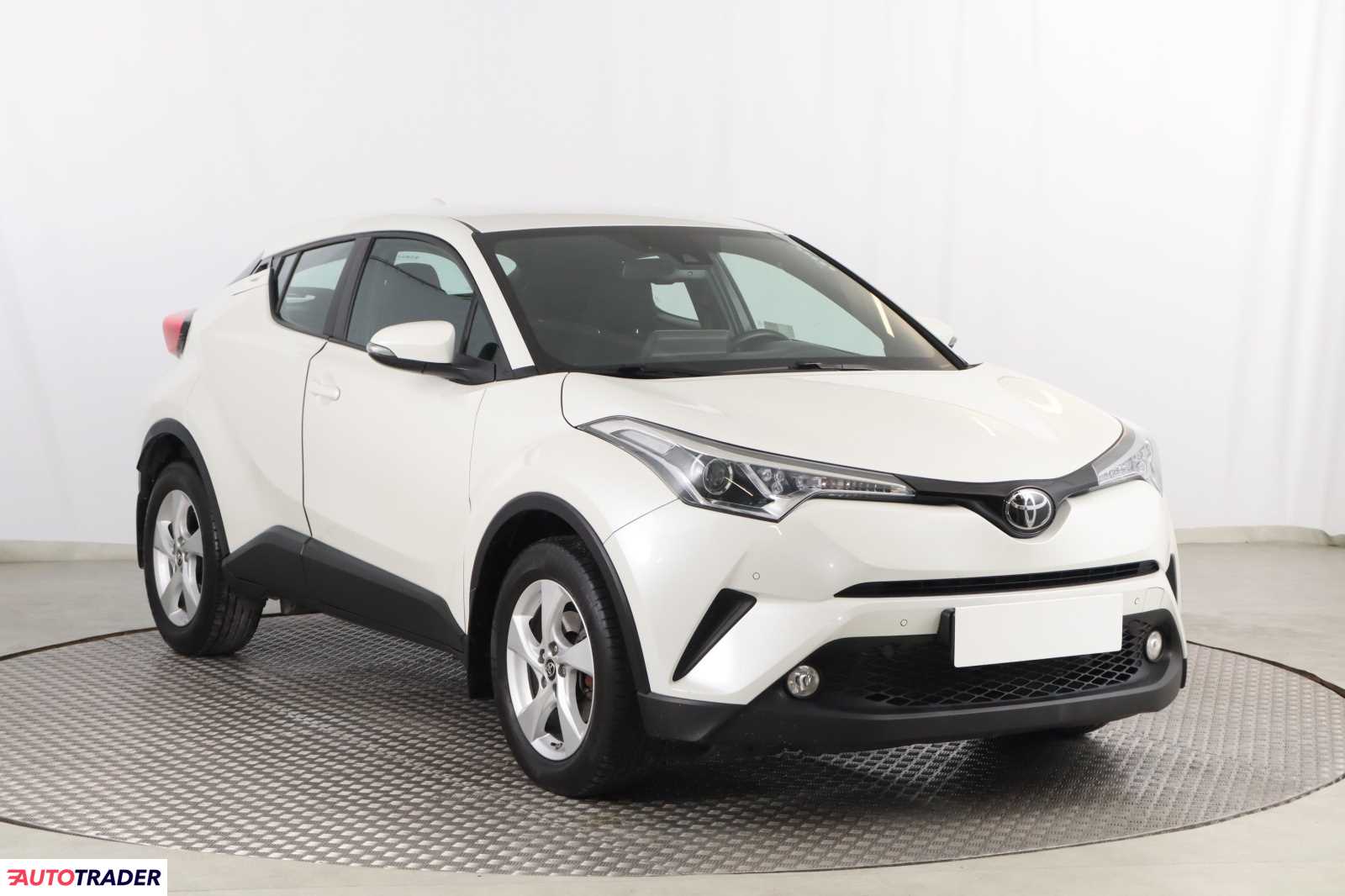 Toyota C-HR 2018 1.2 113 KM