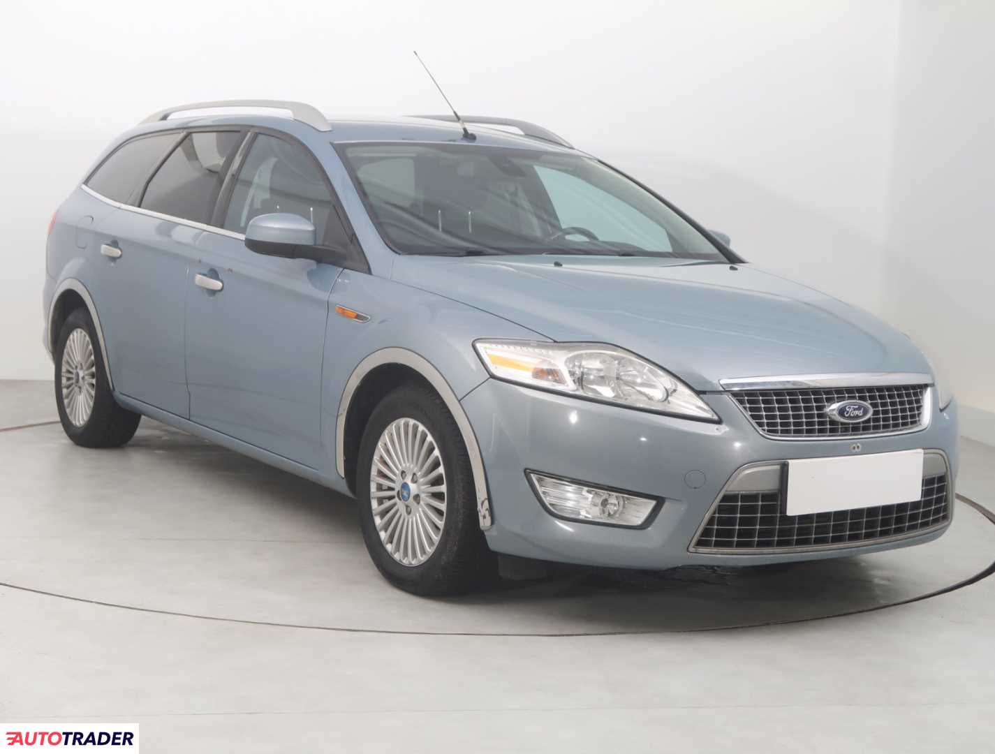 Ford Mondeo 2010 2.0 134 KM