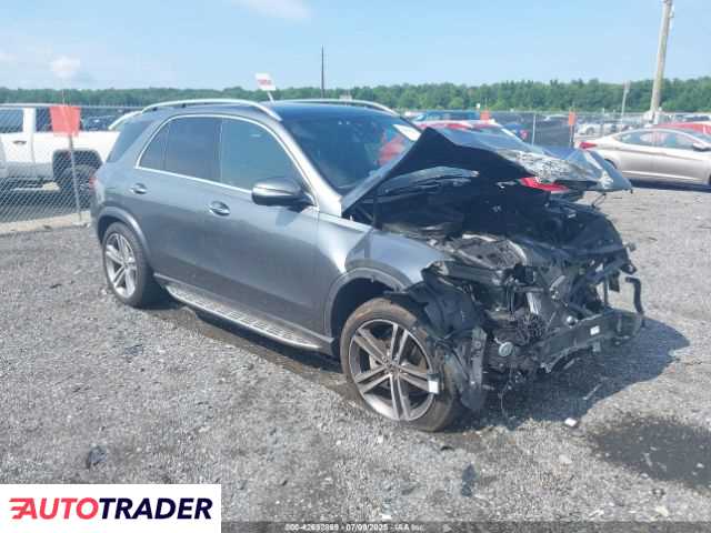 Mercedes GL 2022 2 Mercedes GL 2022 2