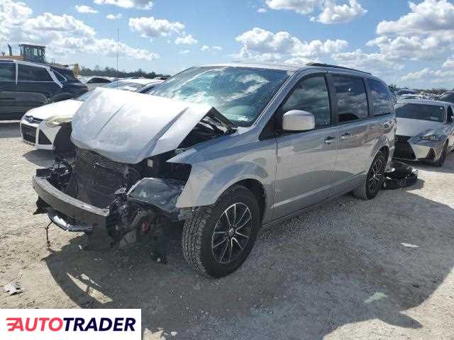 Dodge Grand Caravan 3.0 benzyna 2018r. (ARCADIA)