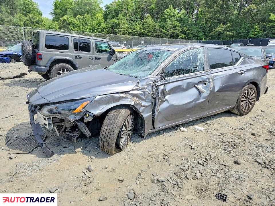 Nissan Altima 2023 2