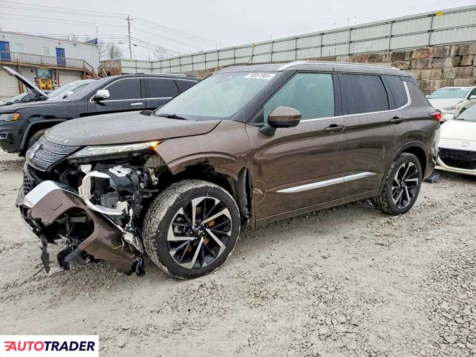 Mitsubishi Outlander 2022 2