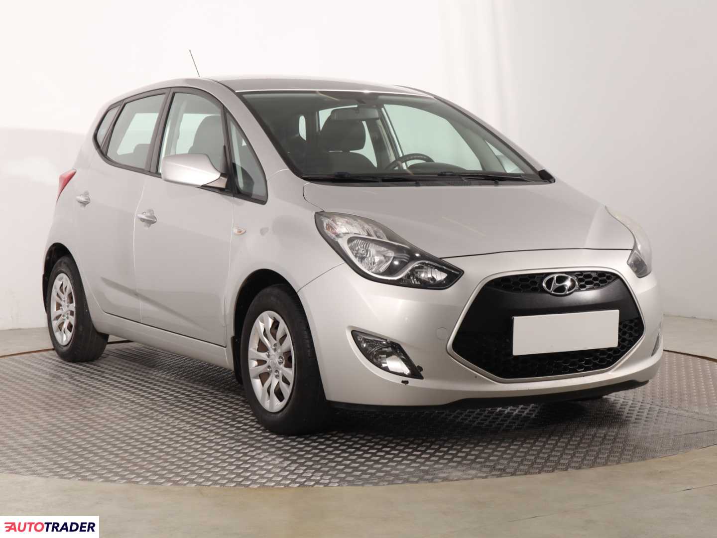 Hyundai ix20 2016 1.4 88 KM