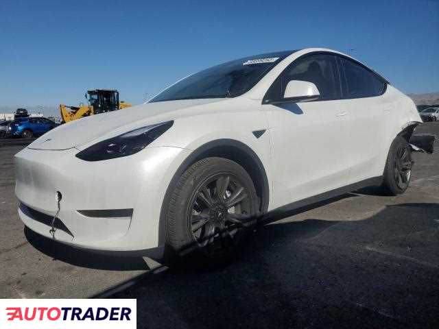 Tesla Model Y 2024 Tesla Model Y 2024