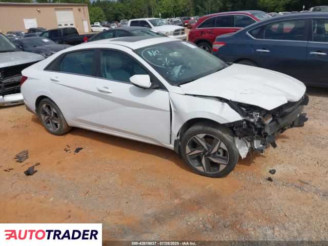 Hyundai Elantra 2023 1