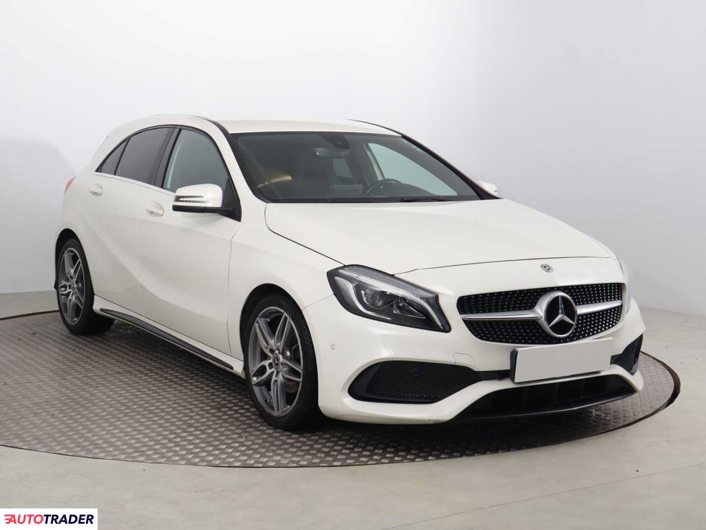 Mercedes A-klasa 2016 1.5 107 KM