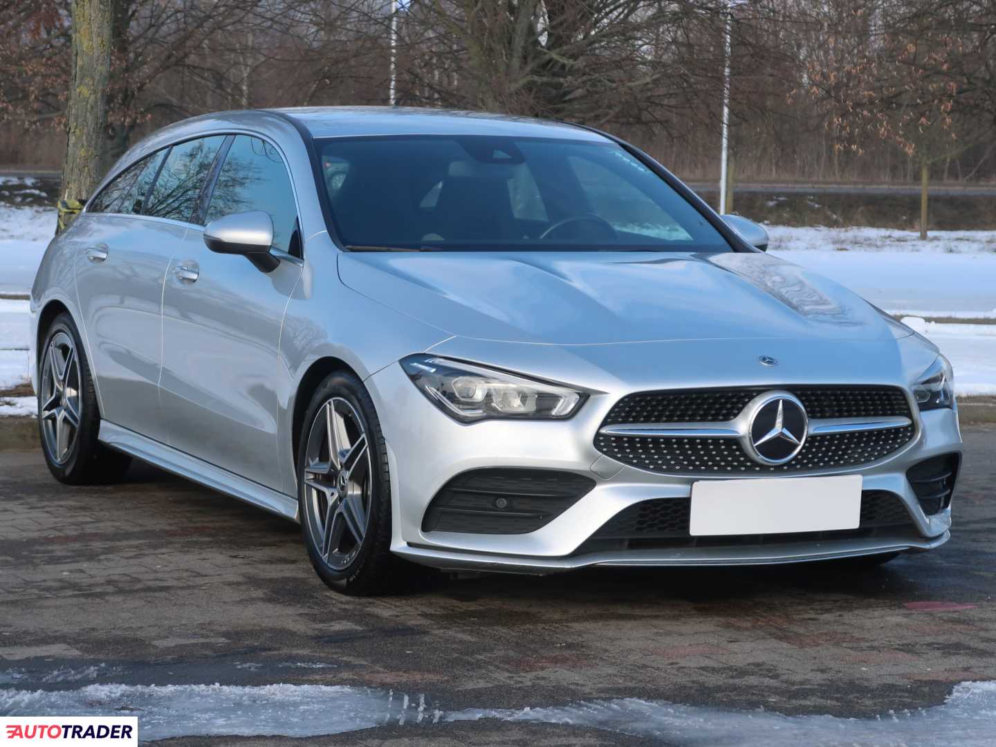 Mercedes Pozostałe 2021 1.3 160 KM