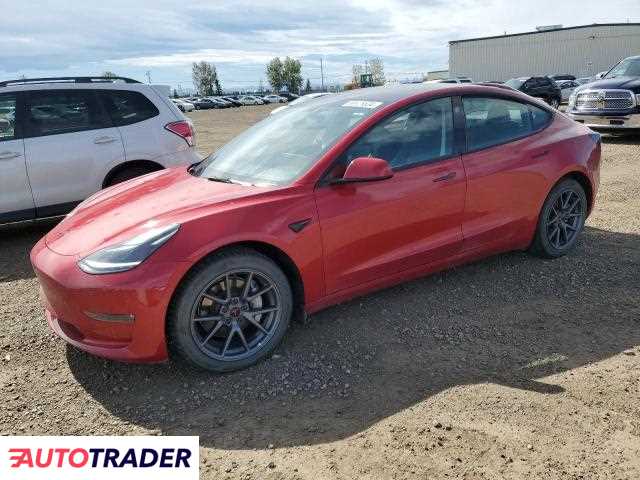 Tesla Model 3 2022