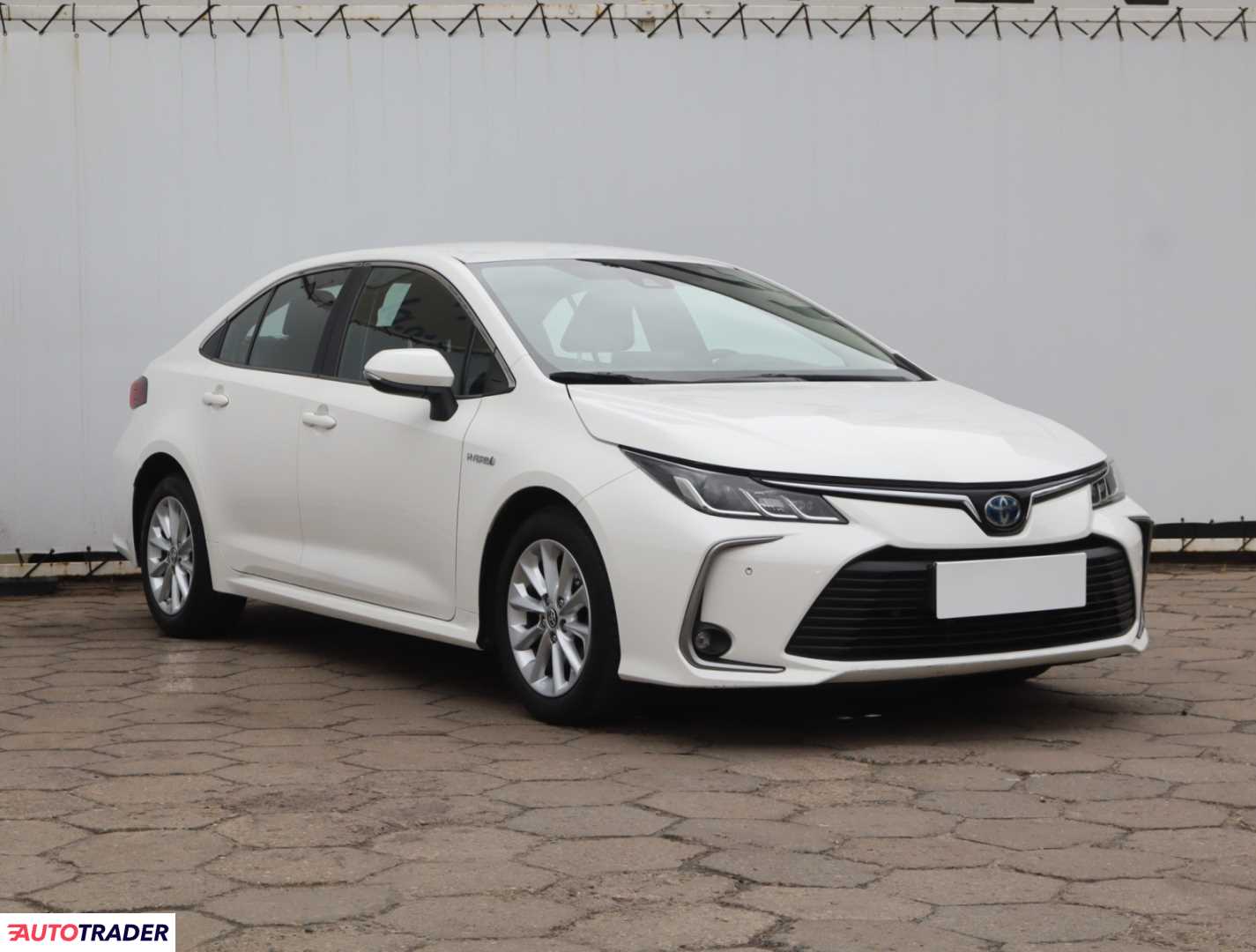 Toyota Corolla 2020 1.8 120 KM
