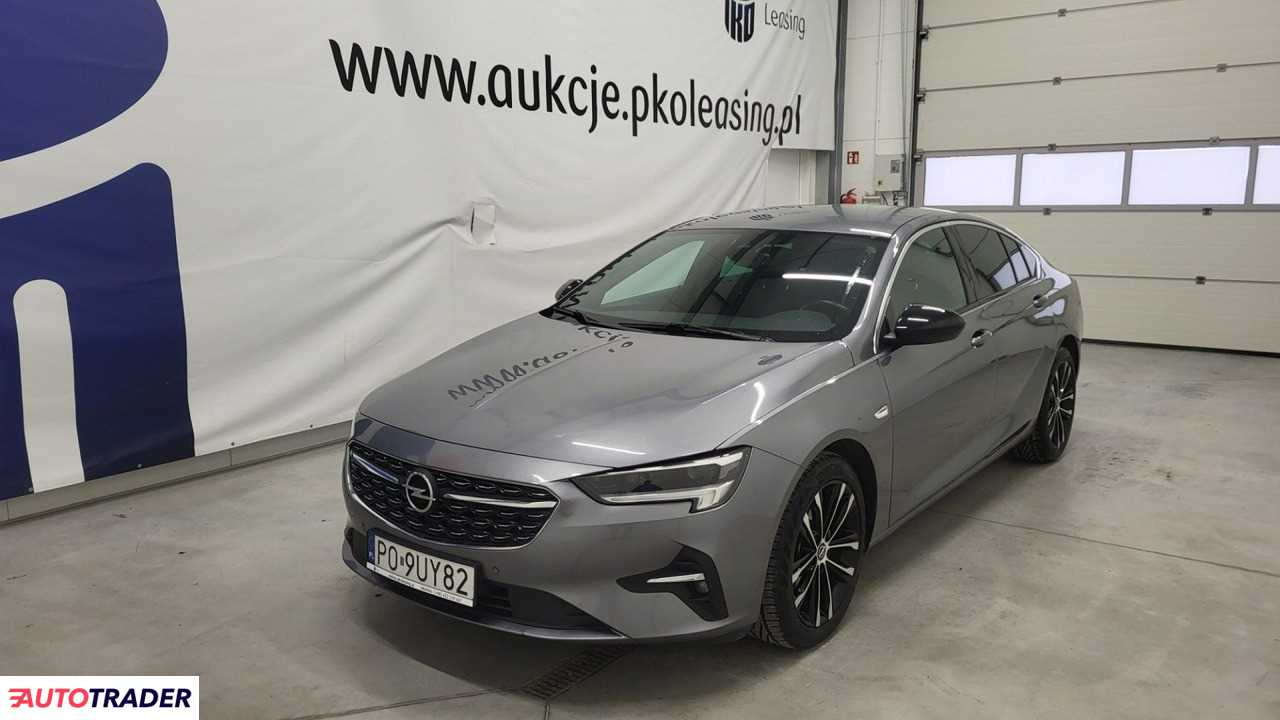 Opel Insignia 2021 2.0 174 KM