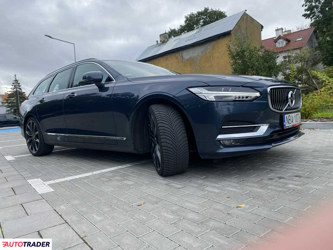 Volvo V90 2017 2.0 235 KM