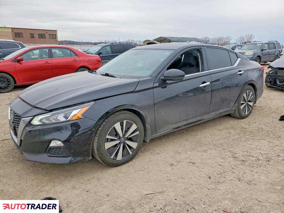 Nissan Altima 2022 2