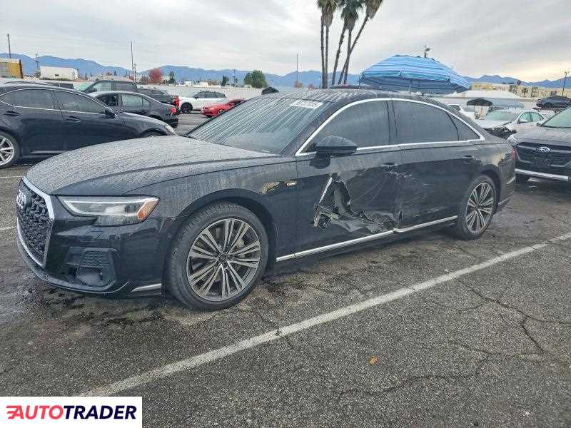 Audi A8 2023 3
