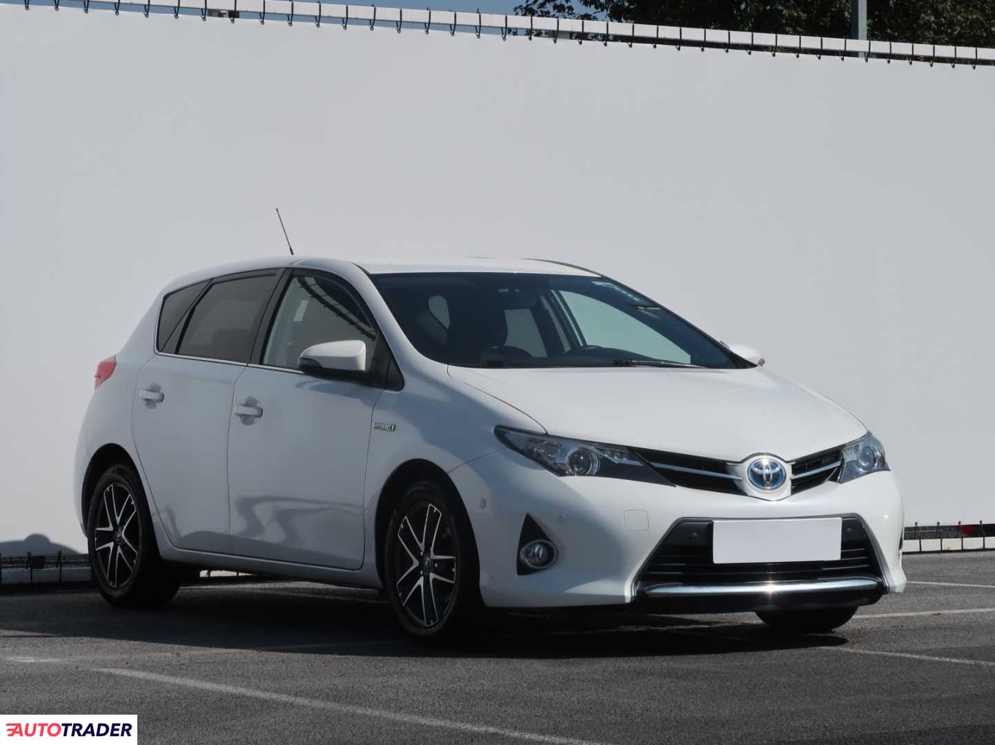 Toyota Auris 2014 1.8 134 KM