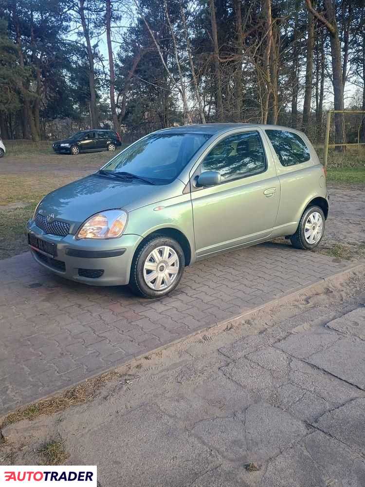 Toyota Yaris 2003 1.0 65 KM Toyota Yaris 2003 1.0 65 KM