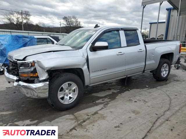 Chevrolet Silverado 5.0 benzyna 2019r. (LEBANON)