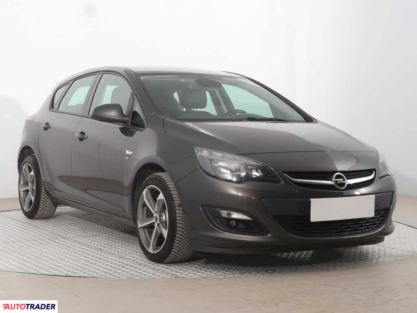 Opel Astra 2014 1.4 118 KM