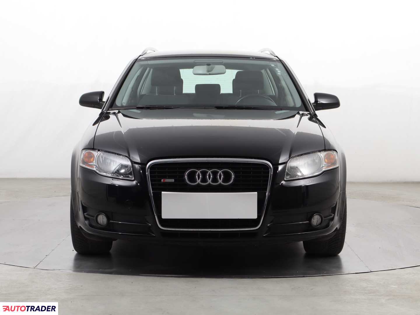 Audi A4 2006 2.0 138 KM