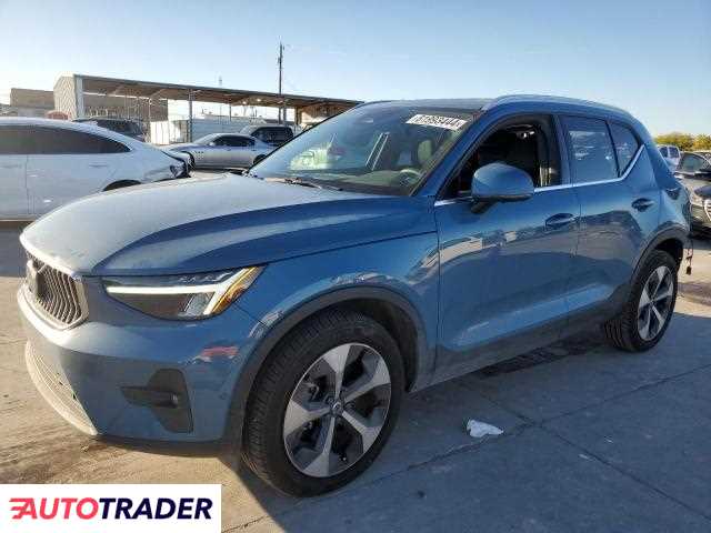 Volvo XC40 2.0 benzyna 2024r. (GRAND PRAIRIE)