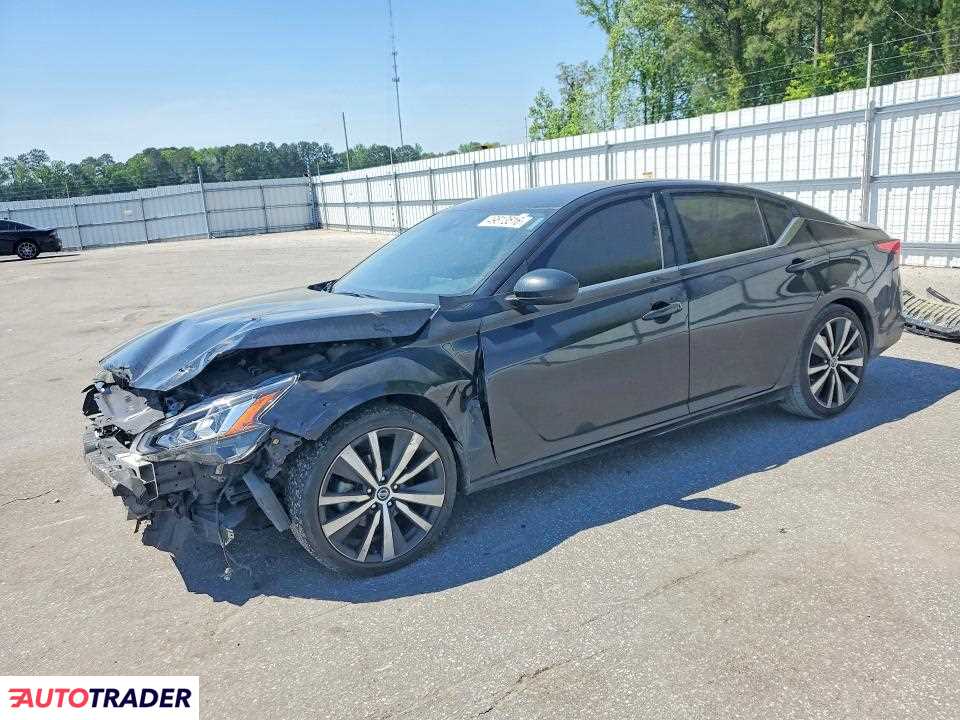 Nissan Altima 2021 2