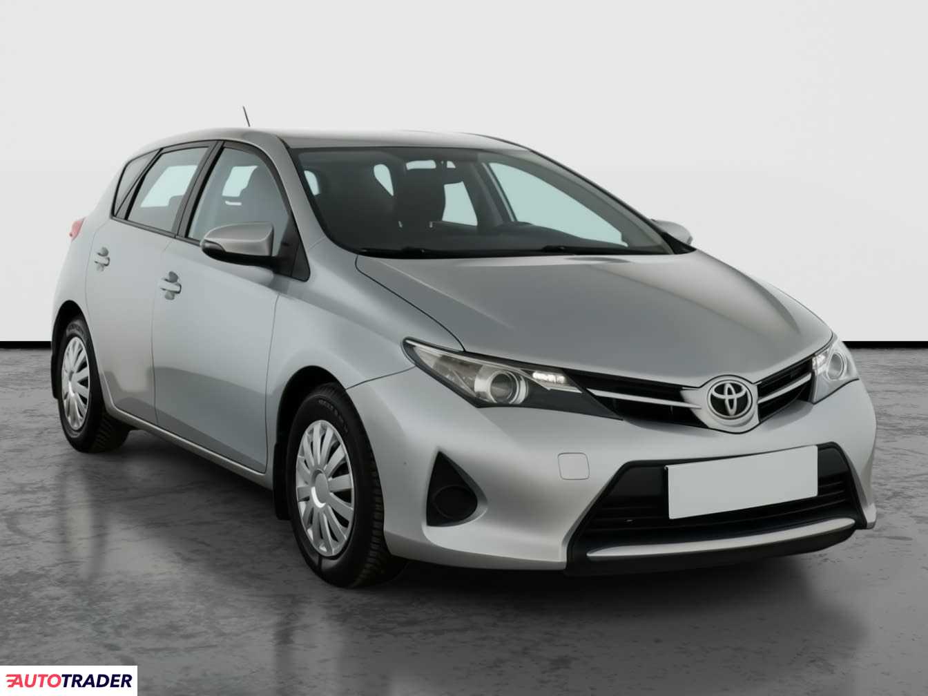 Toyota Auris 2013 1.4 88 KM