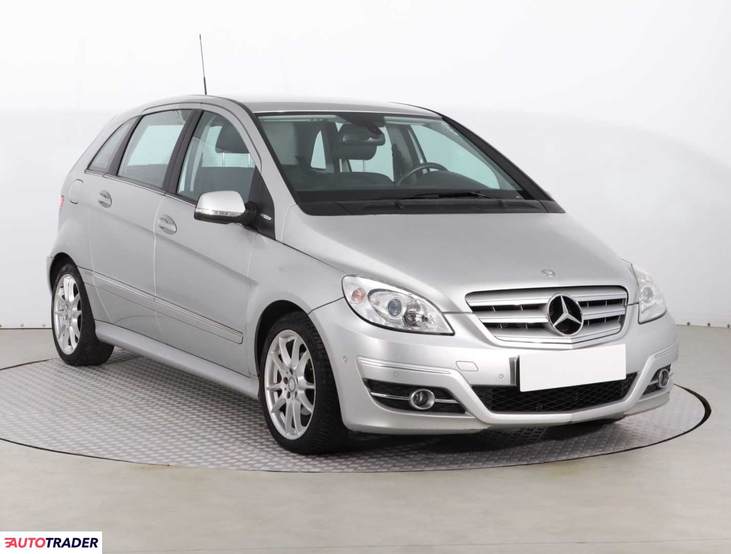 Mercedes B-klasa 2011 1.5 93 KM Mercedes B-klasa 2011 1.5 93 KM