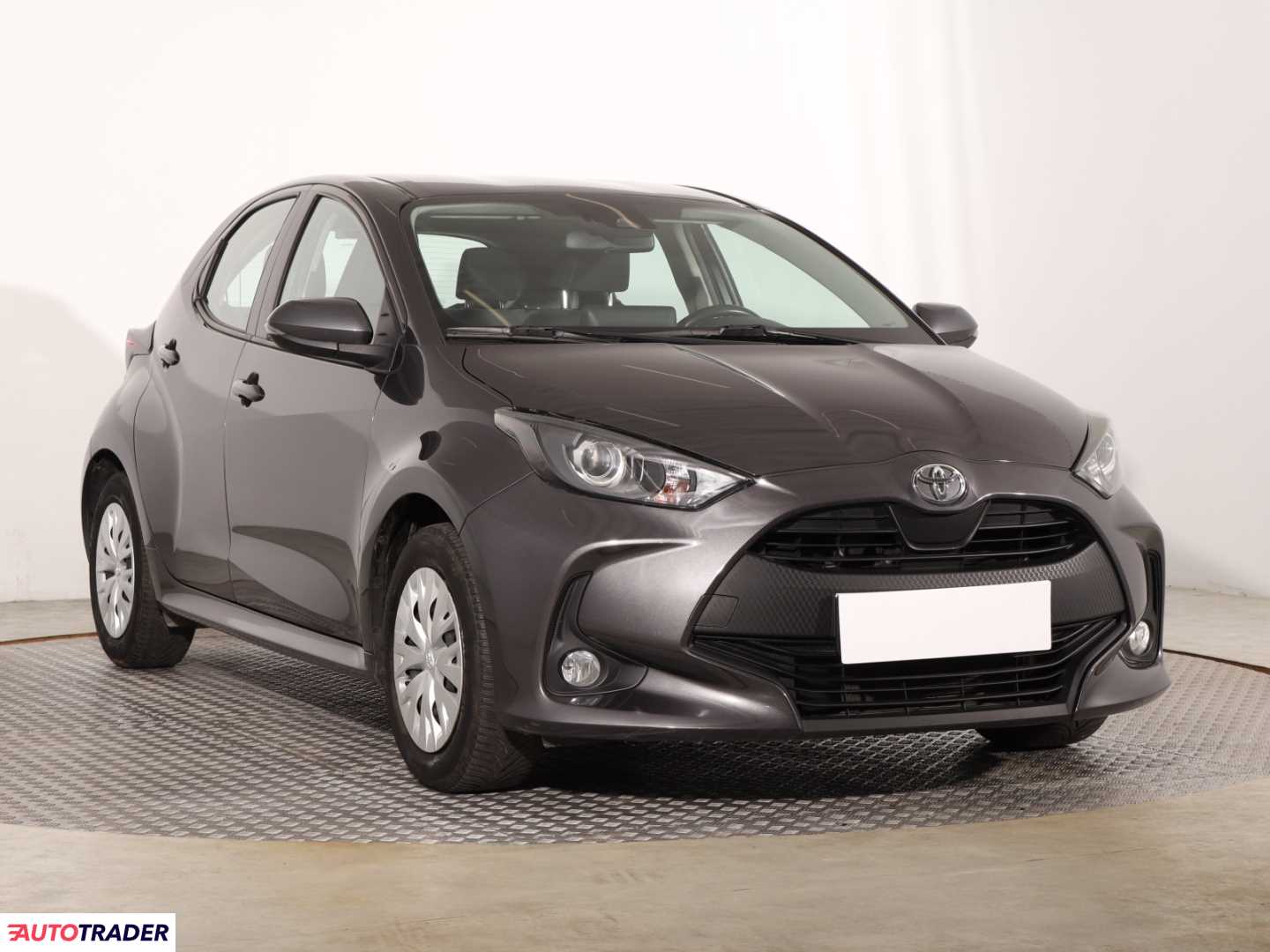 Toyota Yaris 2021 1.5 123 KM